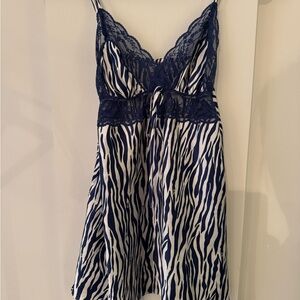 Victoria's Secret Navy and White Zebra Print Chemise